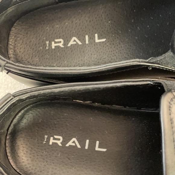 THE RAIL “NATHAN” Leather Slip Ons - Picture 8 of 10